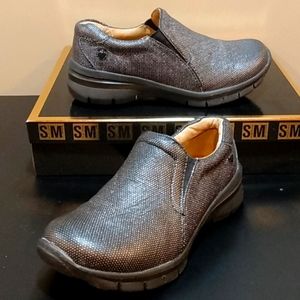 Women's Nurse Mates London Leather Slip On Shoes Size 8W
